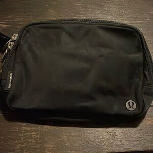 Used but perfect condition lululemon sachel/ crossbody bag